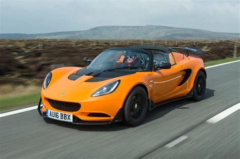 2020 Lotus Elise Sports Car Made Of Extruded Aluminium Chassis Floats