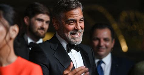 Merci Didier George Clooney Adresse Ses Vœux Surprise Aux Habitants