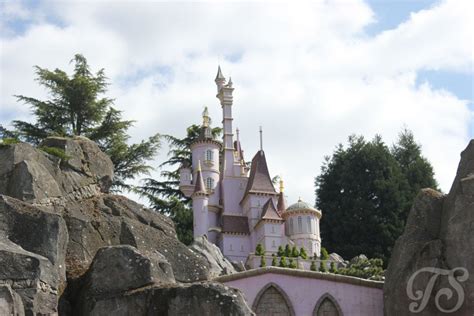 Favourite Land Fantasyland Dlp Town Square Disneyland Paris News