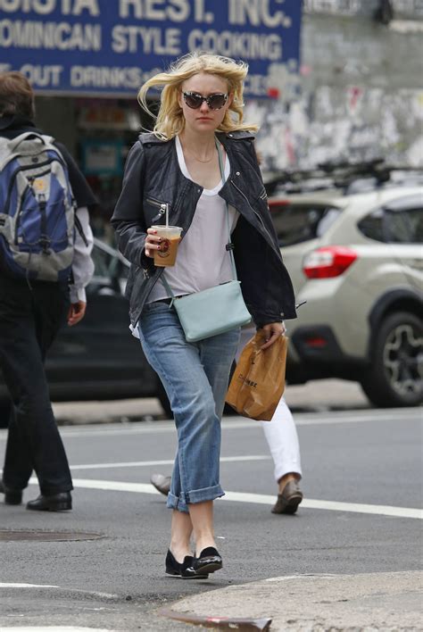 Jeans 2014 dakota fanning couture fashion boyfriend jeans bomber jacket actresses casual jackets female actresses. DAKOTA FANNING in Jeans Out in New York - HawtCelebs