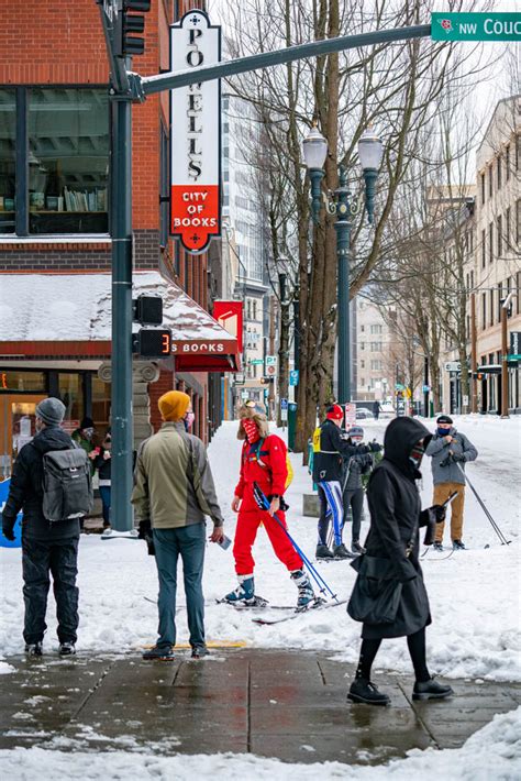 A Breathtaking Look At Portland In The Snow Oregon Essential