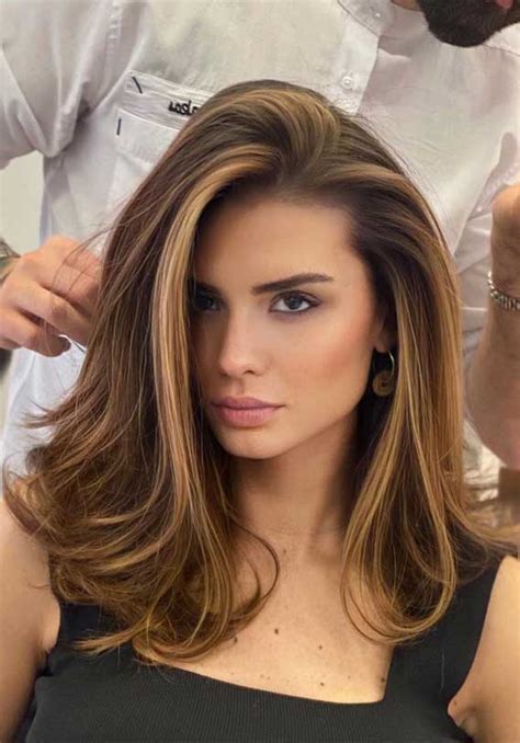 On the other hand, shades like chocolate brown and mocha do the opposite and make it appear like healthy skin, healthy hair looks overall younger, so visit your salon often for treatments. Gorgeous Hair Colors That Will Really Make You Look Younger