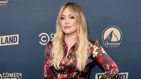 How I Met Your Father How I Met Your Mother Is Getting A Spin Off Starring Hilary Duff