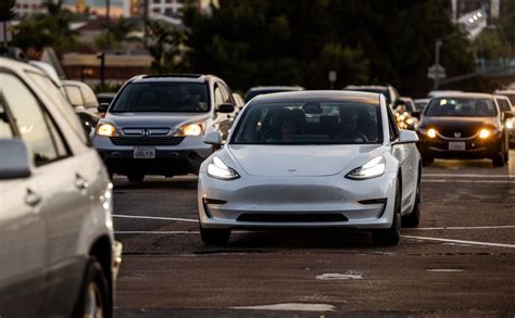 Tesla Recalls More Than 475000 Cars Over Two Safety Defects The New