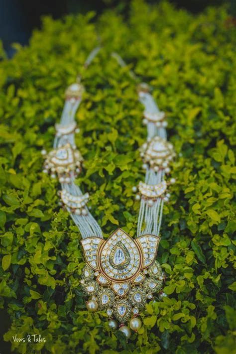 10 Pastel Bridal Jewellery Sets That Made Us Swoon Bridal Jewelry Bridal Jewelry Sets
