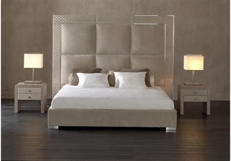 Spalliere) is a decorated backboard mounted on a wall, often behind a cassone (a wooden chest used for storage), or as a headboard to a bed. Aura Bed With High Headboard Rugiano - Milia Shop