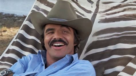 Smokey And The Bandit Star Burt Reynolds Dead At 82 The Drive