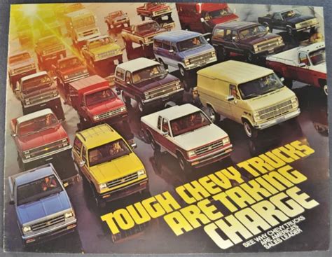 1983 Chevrolet Truck Mailer Brochure S 10 Pickup Blazer Suburban Van