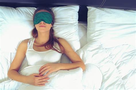 The Benefits Of Using A Sleep Mask At Night The Sleep Judge
