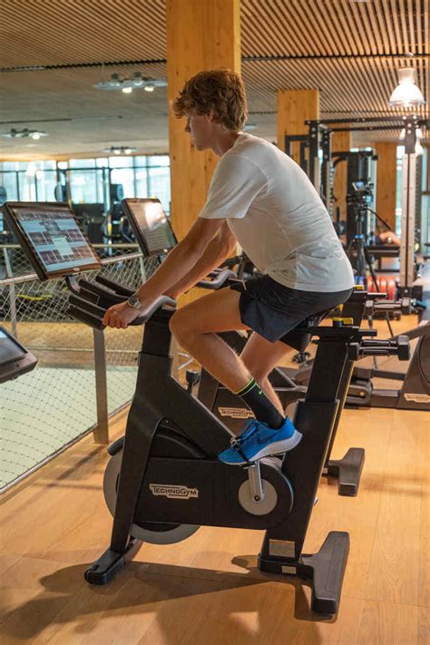 Jannik Sinner at the top of the world of tennis: the importance of