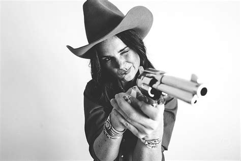 Loaded Cowgirls Pistols Brunettes Hats Gun Hd Wallpaper Pxfuel Hot