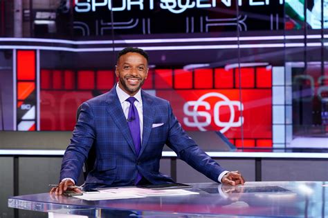 Ryan Smith Signs New Deal With Espn Sportscenter Anchor Role Expanded