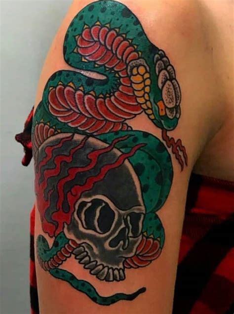 Japanese Skull Tattoos: Meanings, Tattoo Designs & More