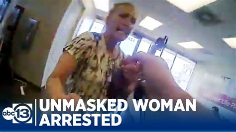 Galveston Officer Arrests Woman Who Refused To Wear Mask Youtube