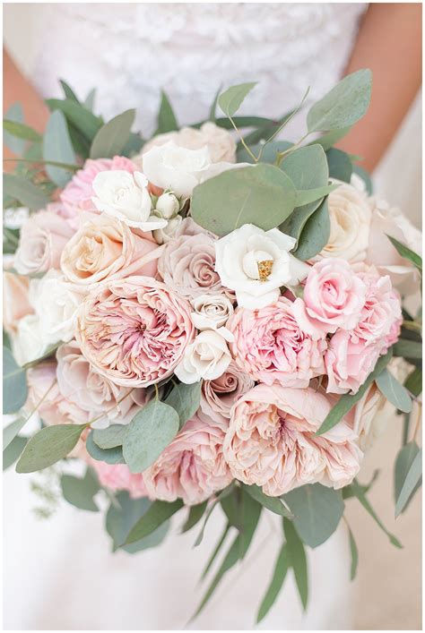 Safe and secure online booking and guaranteed lowest rates. A Meridian MS Wedding at The Max + First Presbyterian ...