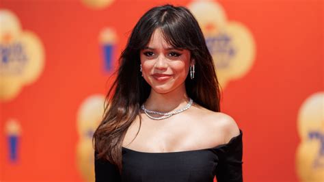 Wednesday Teaser Jenna Ortega Makes Addams Family Debut In Tim Burton Series