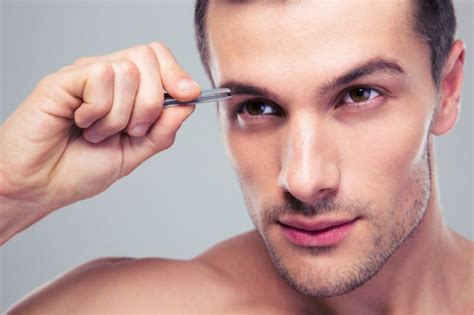 Mens Eyebrows Tend To Get Thicker With Age Heres Why Expert Gentleman