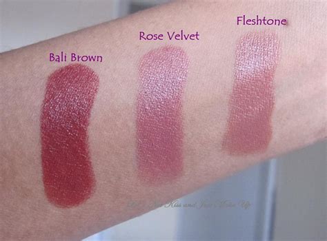 Revlon Super Lustrous Lipstick Creme Rose Velvet Fleshtone And Hot Sex Picture
