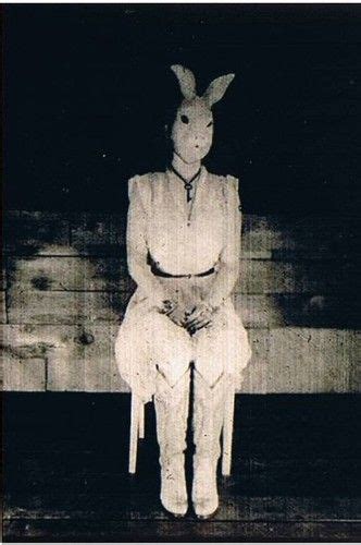 Because Scary Easter Bunny Photos Are Trending This Year Paperblog