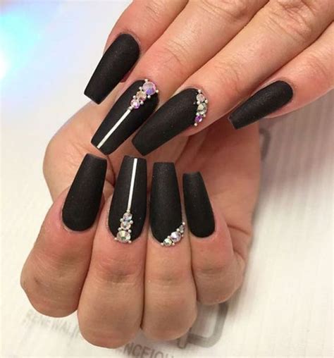 Posted on november 30, 2017 by elias. 70+ Matte Black Sarg Nail Ideas Trend in Cool 2019 ...