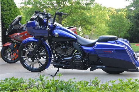 2012 Harley Davidson® Fltrxse Cvo™ Road Glide® Custom Blue Fallston