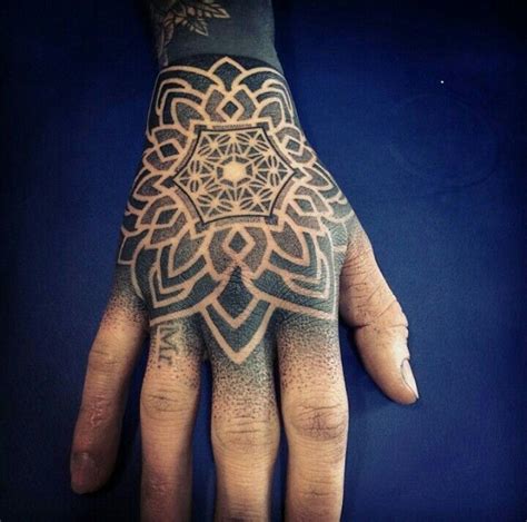 I Want Something Comparable On My Hands Hand Tattoos Mandala Hand