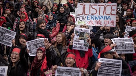 Indonesian Migrant Worker Tells Of Abuse As Thousands Protest In Hk Cnn