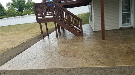 Stamped concrete stone veener side walk repairs floors and foundation custom concrete contractors is proud to be servicing the great state of ny. Concrete | Syracuse, NY | Distinctive Stone & Concrete