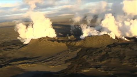 Amazing Video Shows Birds Eye View Of Iceland Volcanic Eruption Abc7
