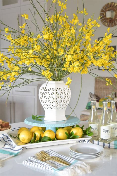 Fresh Spring Centerpiece Ideas To Give Your Table A Charming Look The Art In Life