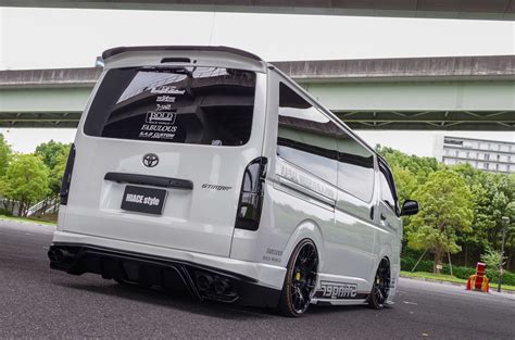 Toyota hiace modified is one of the best models produced by the outstanding brand toyota. S.A.D Custom creates Lamborghini-like Toyota HiAce ...