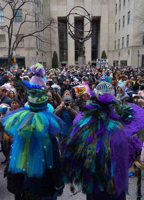14 of the Most Magnificent Hats at the NYC Easter Bonnet Parade 2018 - New York Cliché