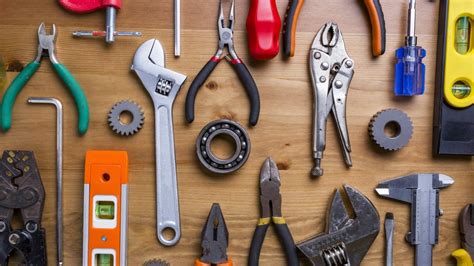 10 Essential Types Of Tools You Should Have In Your Toolbox