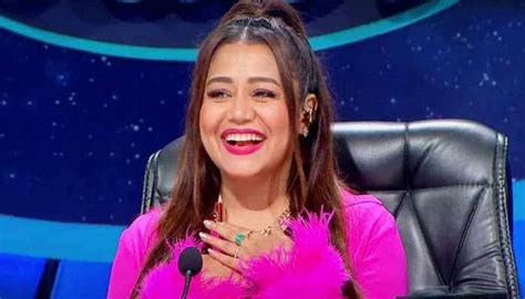 Singer Neha Kakkar Brutally Trolled For Her Viral Live Stage Performance Video Watch People