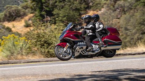 Honda updates 2021 Goldwing and CRF sports bike with new ...