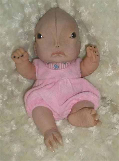 Pin On Baby Dolls Reborn Cute Creepy Ugly Scary