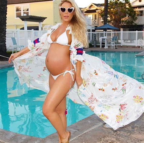 Gretchen Rossi Shows Off Baby Bump In A Bikini At Nine Months Pregnant