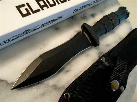 United Combat Commander Gladius Dagger Dual Edge Fixed Blade Knife Full