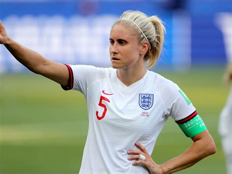 Steph Houghton urges England to top their World Cup 