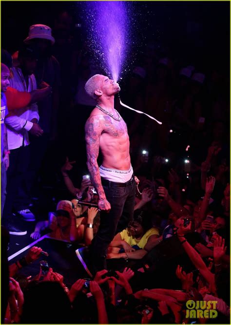 Chris Brown Shirtless At Gotha Club In Cannes Photo Chris