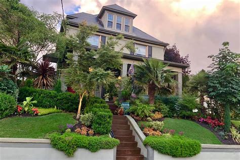 The Best Front Yard In America Is Found In New Kensington Pittsburgh