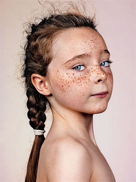 These Portraits Celebrate The Joy Of Having Freckles Sommersprossen Porträts Schöne Menschen