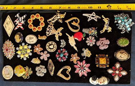 Sold Price Lot Of Beautiful Pins February 1 0120 500 Pm Est