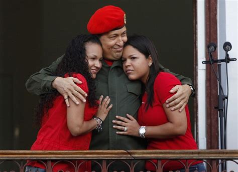 В семье чавесов он был вторым из 7 детей. Уго Чавес (1954 — 2013) | ФОТО НОВОСТИ