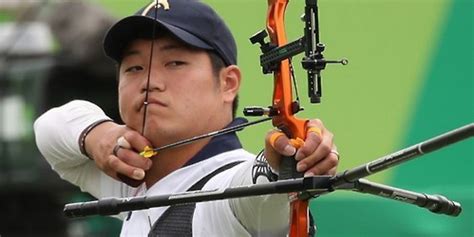 안동·예천=뉴스핌 이민 기자 = 국립안동대학교가 예천진호국제양궁장에서 열린 전국양궁대회서 메달 6개를 수확해 양궁명문대학을 입증했다. '2관왕 도전' 막내 이승윤, 남자양궁 개인전 16강 진출 - 인사이트
