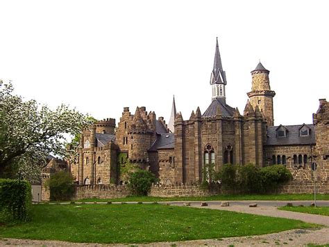 Löwenburg Castle In Bad Wilhelmshöhe Kassel Sygic Travel