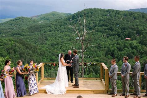 Planning The Smoky Mountain Cabin Wedding Of Your Dreams