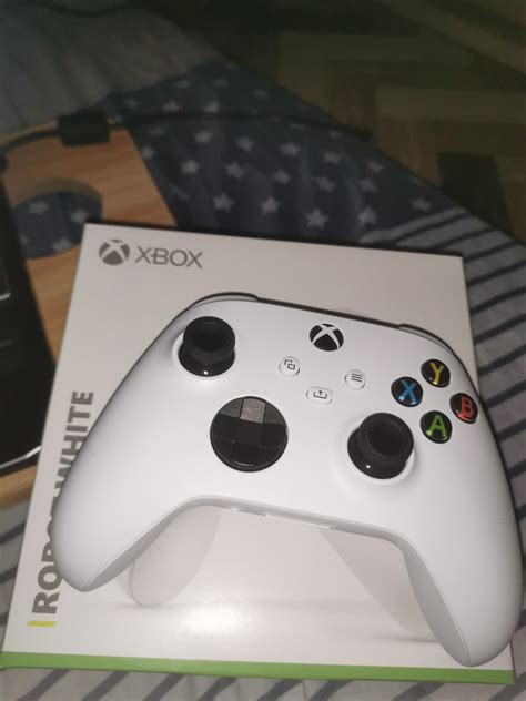 Xbox Series S With 2 Controllers And All The Original Boxes Bdceunbbr