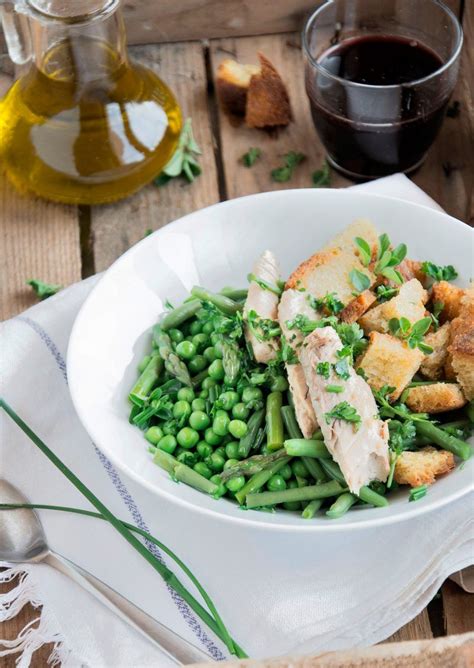 È una ricetta furba che potete comodamente preparare anche con anticipo e portarvi in giro in un comodo contenitore ermetico. Pasta fredda con piselli e Sgombro allo zenzero e ...