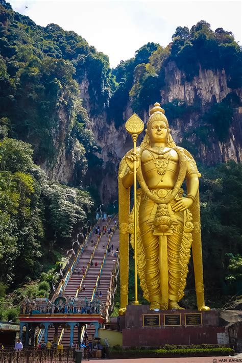 Batu caves is a top of the bucket list in kuala lumpur. Batu Caves | Kuala Lumpur | Malaysia | Batu Caves is a 400 ...